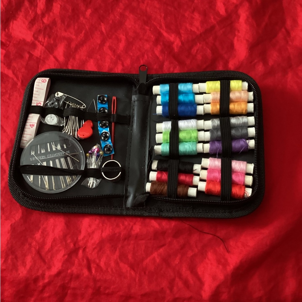 Compact Sewing Kit with Multicolor Threads